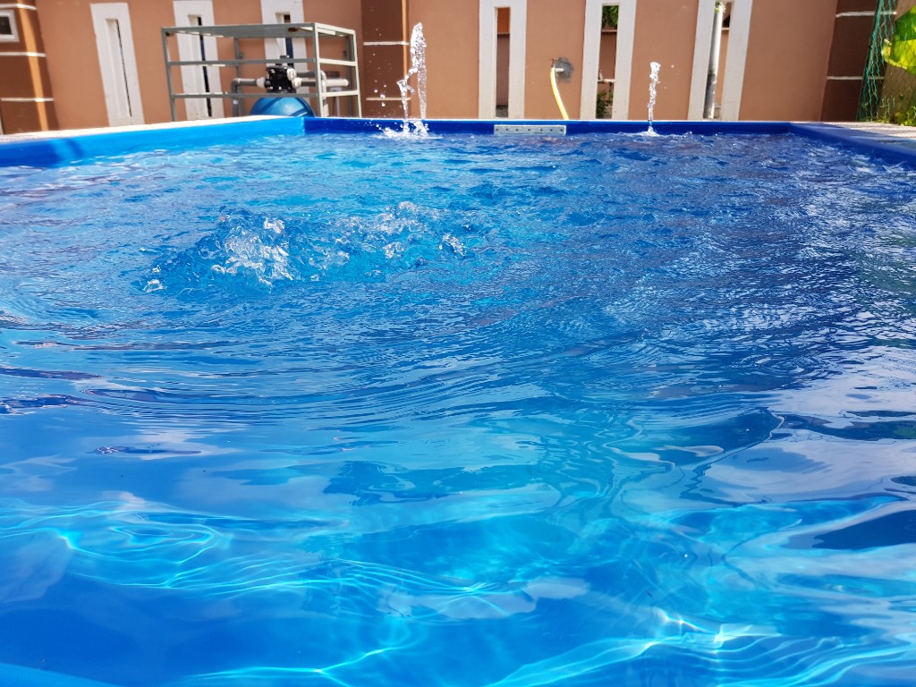 Homestay swimming pool melaka Anugerah Homestay Villa 5 Bilik